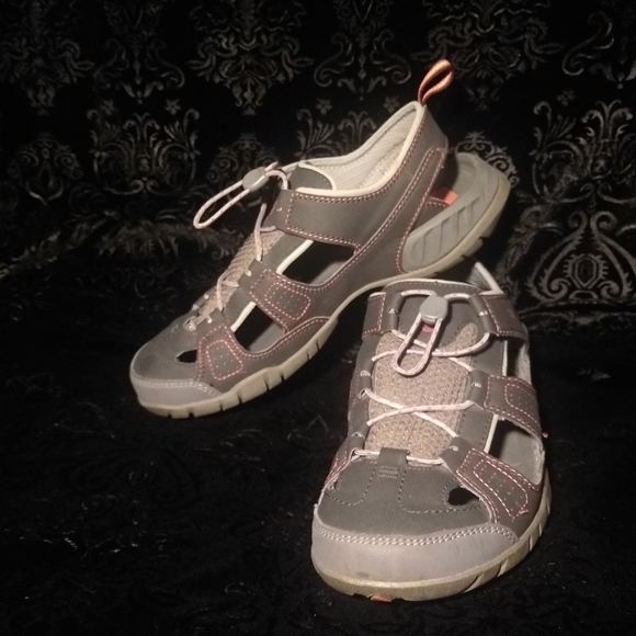 teva orthotic sandals